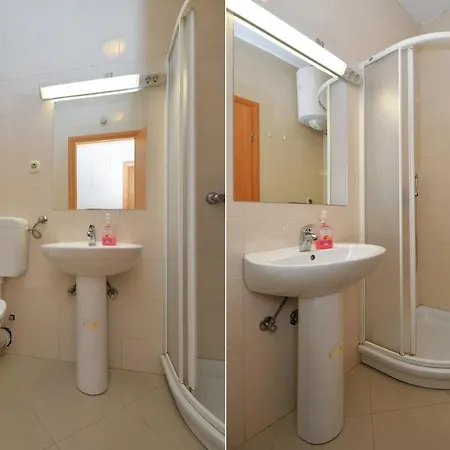 Apartmani Vedrana, Murter Exterior photo