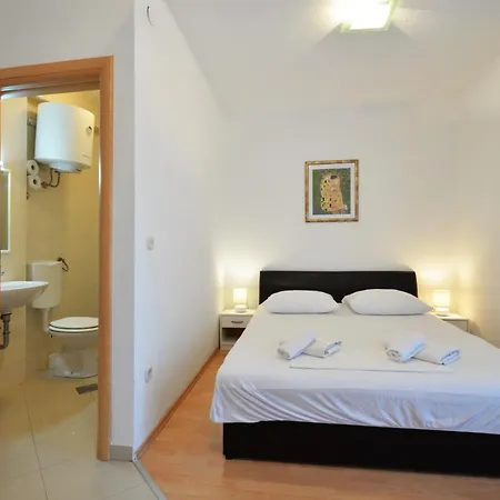 Apartmani Vedrana, Murter Exterior photo