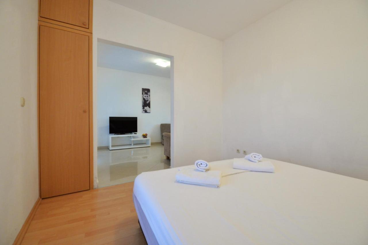 Vedrana, Apartment Murter