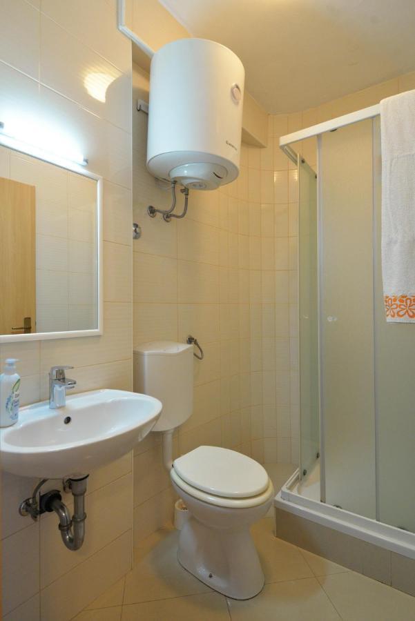 Apartment Vedrana,